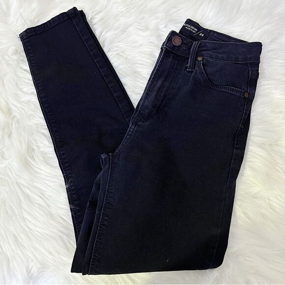 ɢᴜᴄ ᴍᴀᴅᴇ ɪɴ ᴜꜱᴀ ʜɪɢʜ-ᴡᴀɪꜱᴛ “ᴊᴜꜱᴛ ʙʟᴀᴄᴋ ᴅᴇɴɪᴍ” ᴅɪꜱᴛʀᴇꜱꜱᴇᴅ ꜰᴀᴅᴇᴅ ᴄʀᴏᴘᴘᴇᴅ ᴊᴇᴀɴꜱ - Picture 4 of 13